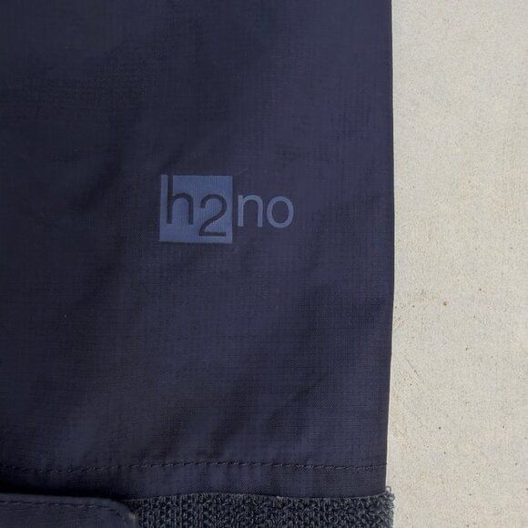 PATAGONIA W'S TORRENTSHELL 3L JACKET - Navy/Medium - Picture 2 of 4